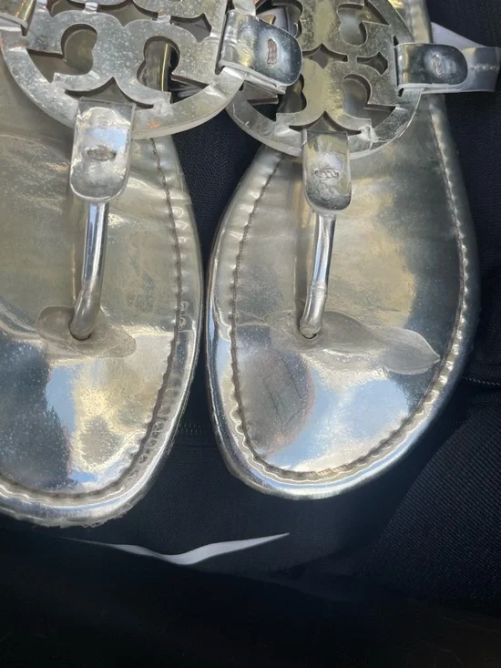 Tory Burch Silver Metallic Logo Sandals | Size 10 - Picture 2 of 4